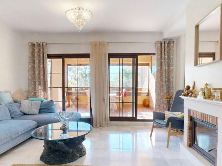 Apartment for Sale in Hacienda Del Sol, Malaga 3
