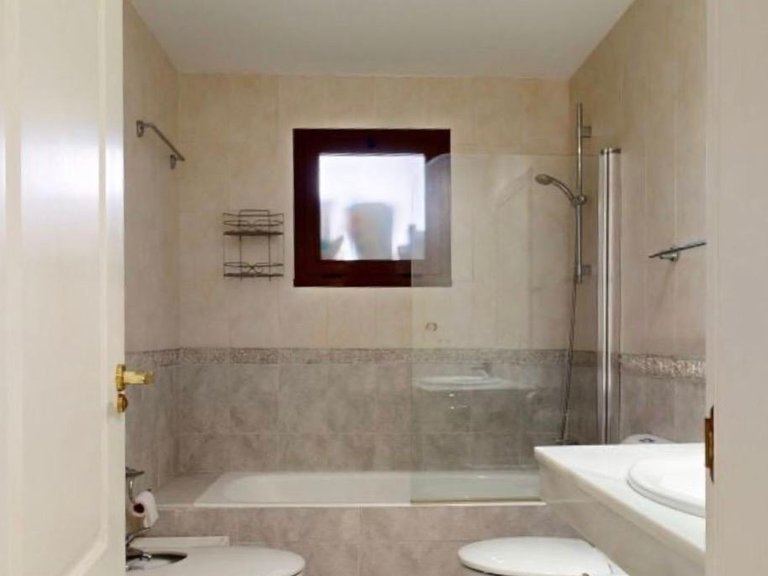 Apartment for Sale in Hacienda Del Sol, Malaga 37