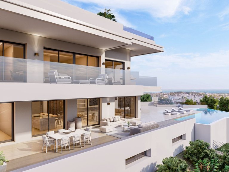 Villa for Sale in Estepona, Malaga 8
