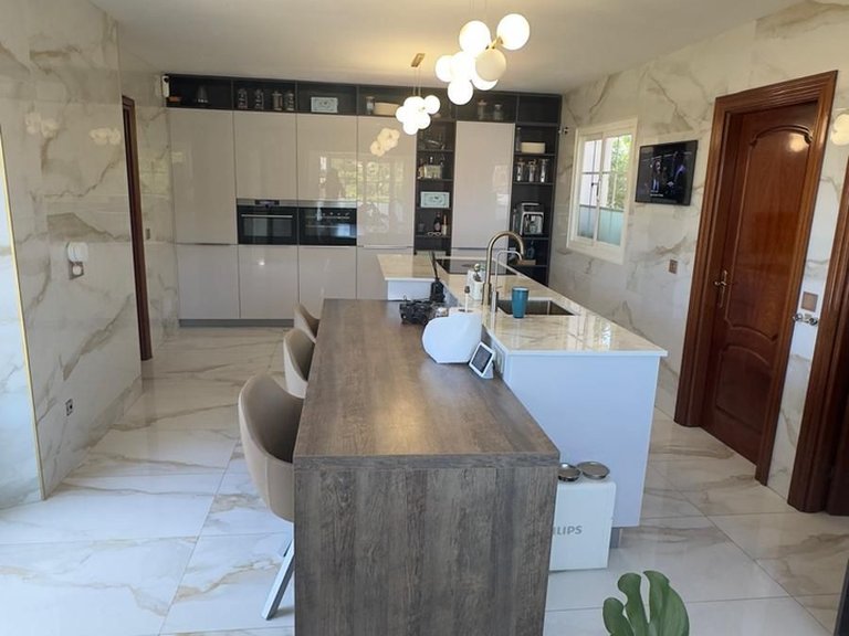 Villa for Sale in Guadalmina Alta, Malaga 15