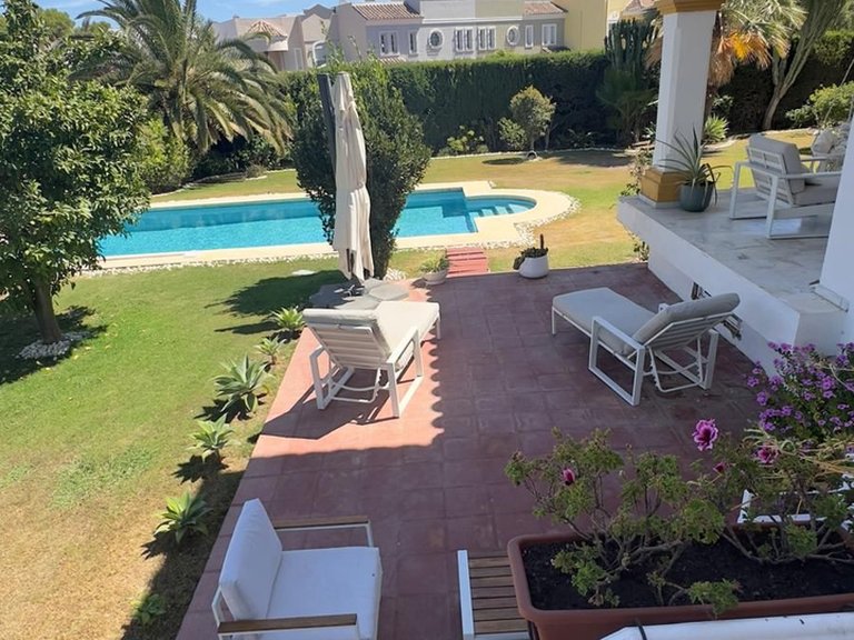Villa for Sale in Guadalmina Alta, Malaga 23