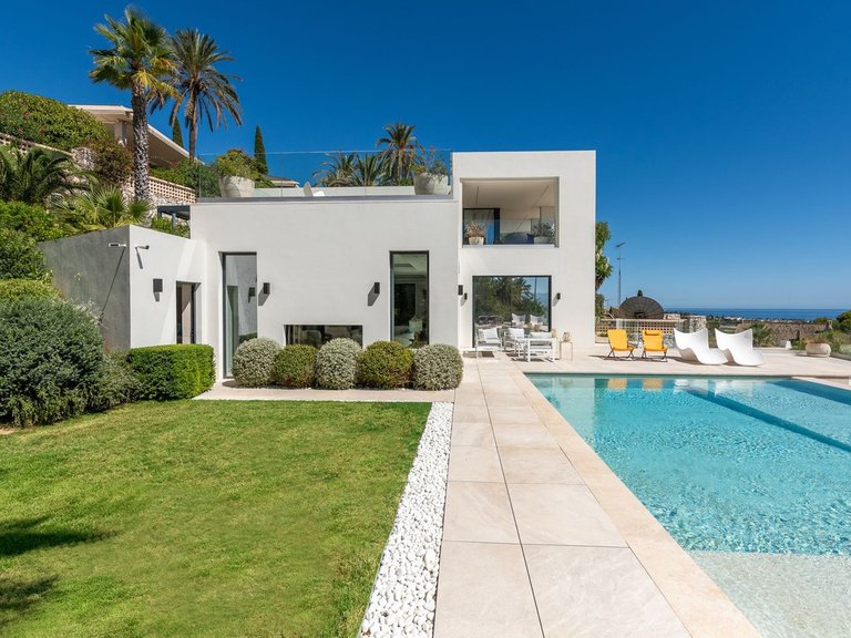 Villa for Sale in Marbella, Malaga 26