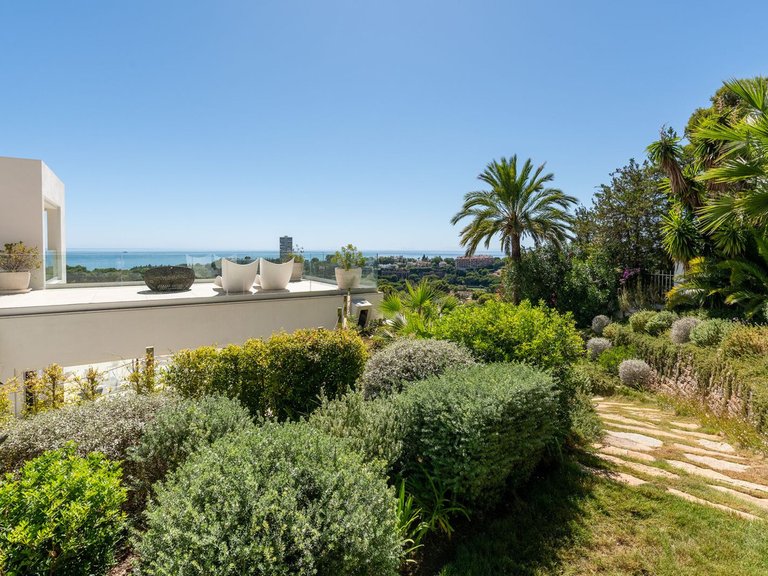 Villa for Sale in Marbella, Malaga 45