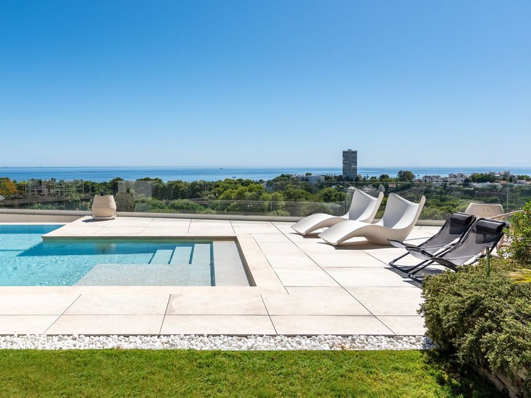 Villa for Sale in Marbella, Malaga 48