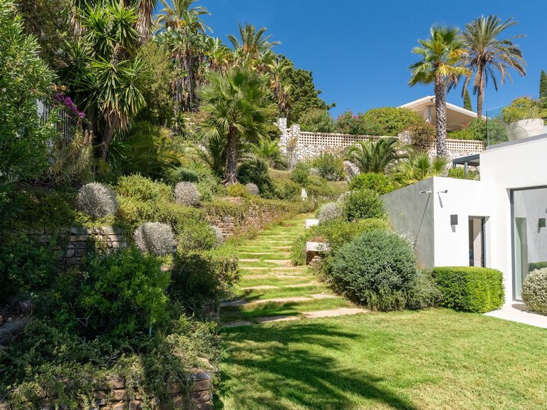 Villa for Sale in Marbella, Malaga 52
