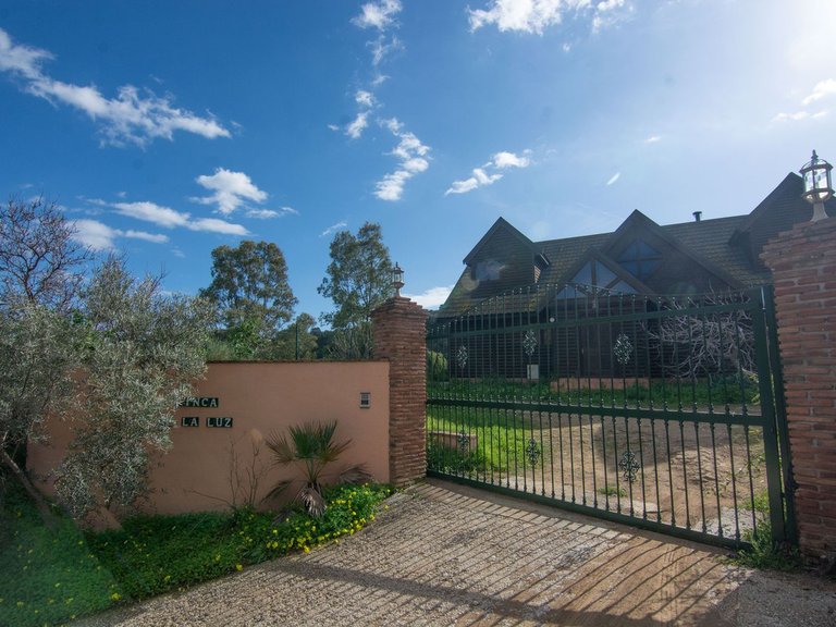 Villa for Sale in La Cala Golf, Malaga 38