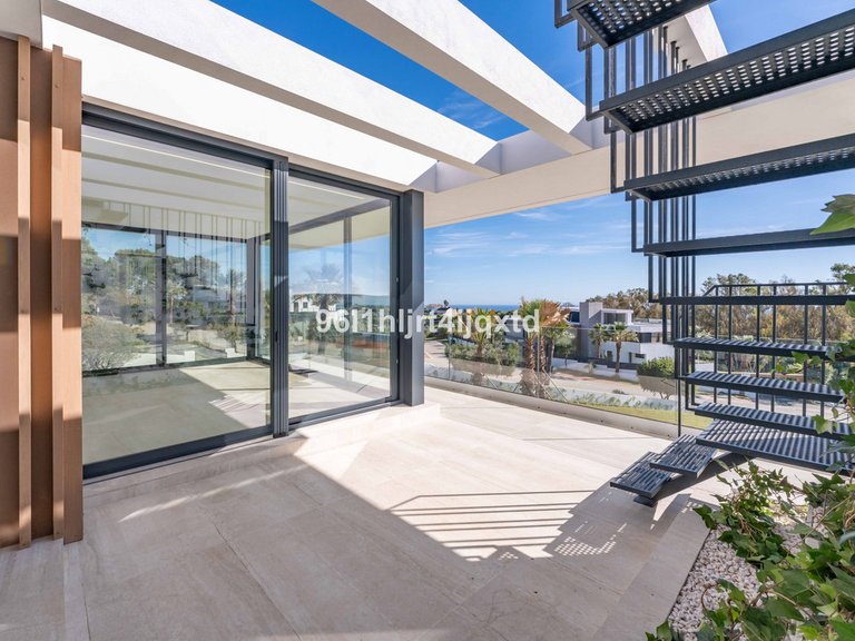 Villa for Sale in Sotogrande, Cadiz 11