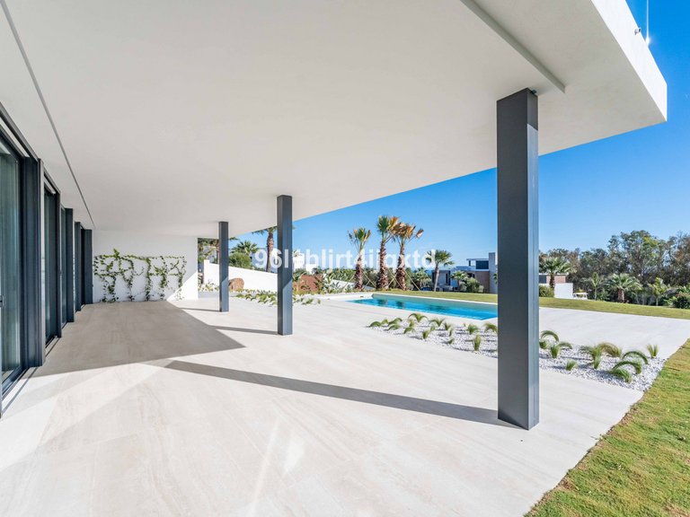 Villa for Sale in Sotogrande, Cadiz 14