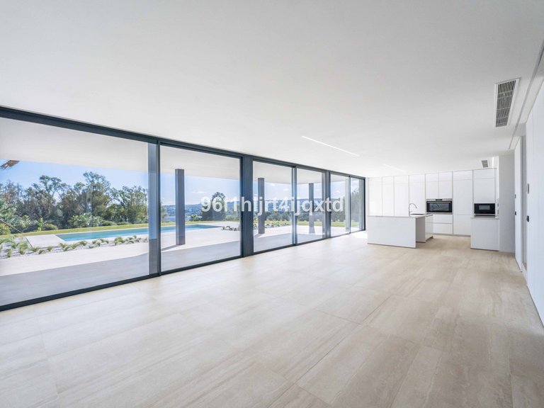 Villa for Sale in Sotogrande, Cadiz 15