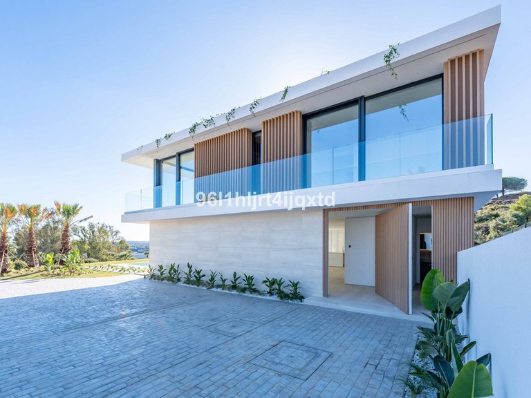 Villa for Sale in Sotogrande, Cadiz 17