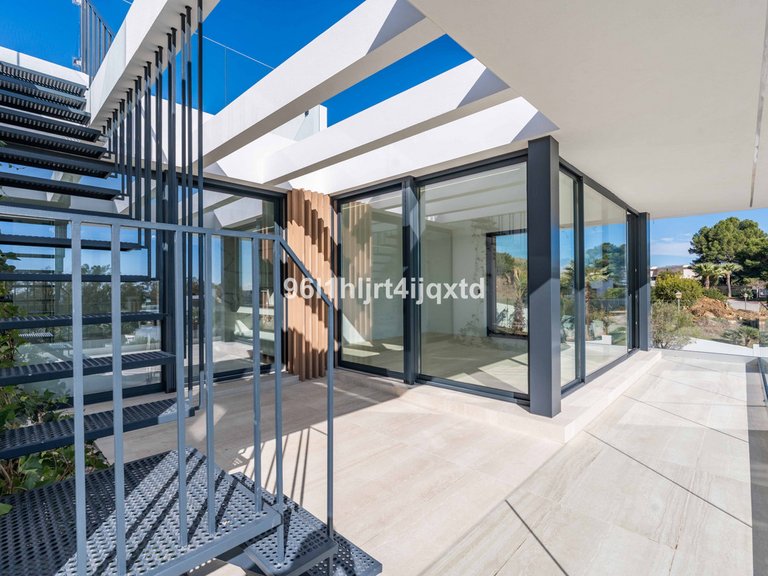 Villa for Sale in Sotogrande, Cadiz 24