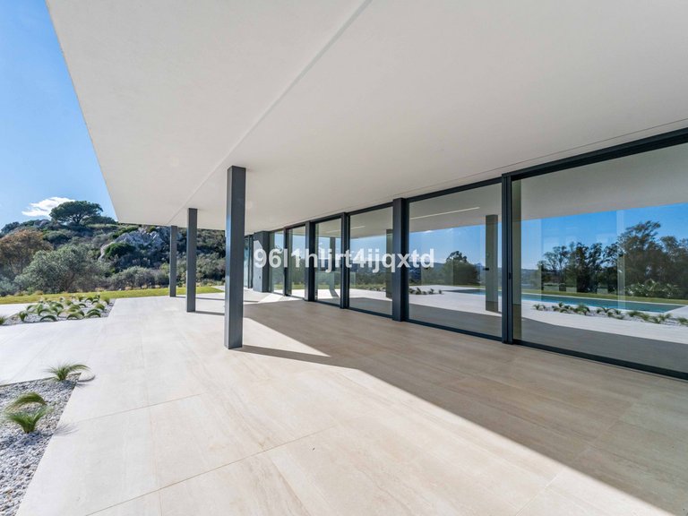 Villa for Sale in Sotogrande, Cadiz 25