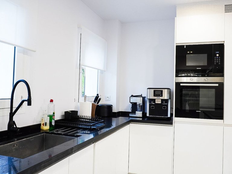 Apartment for Sale in Nueva Andalucía, Malaga 12