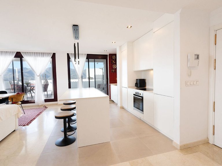 Villa for Sale in La Mairena, Malaga 31