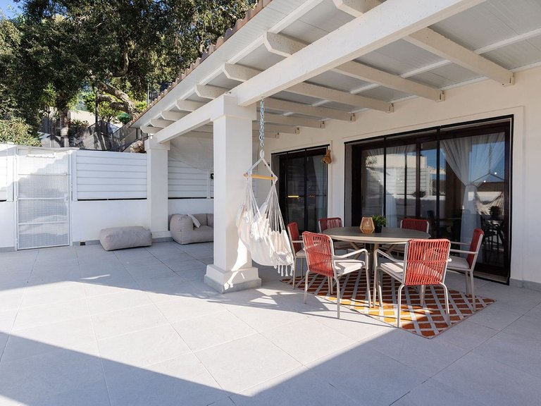 Villa for Sale in La Mairena, Malaga 34