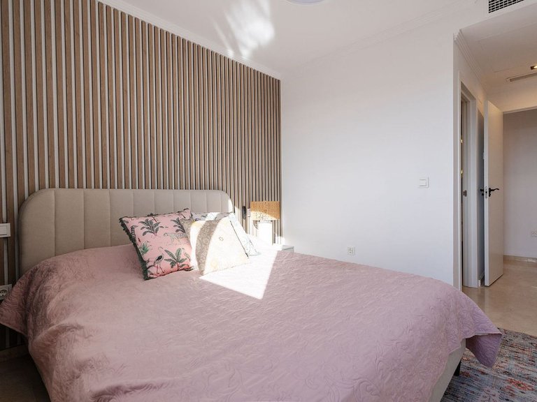 Villa for Sale in La Mairena, Malaga 9