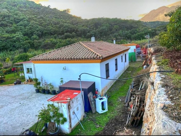 Villa for Sale in Estepona, Malaga 2