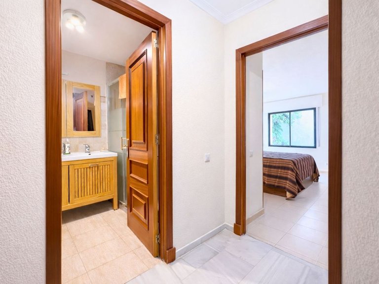 Apartment for Sale in Marbella, Malaga 12