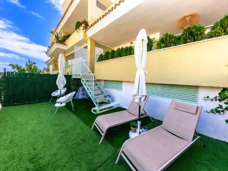 Apartment for Sale in Las Brisas, Malaga 11