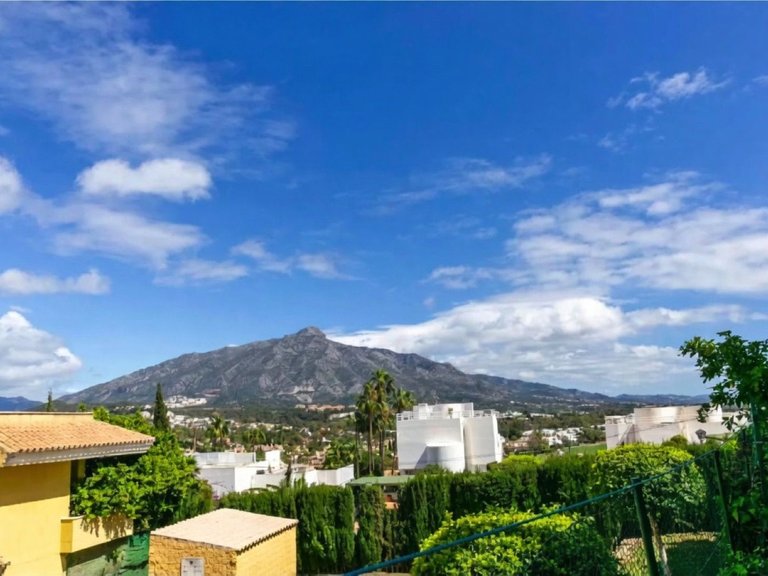 Apartment for Sale in Las Brisas, Malaga 17