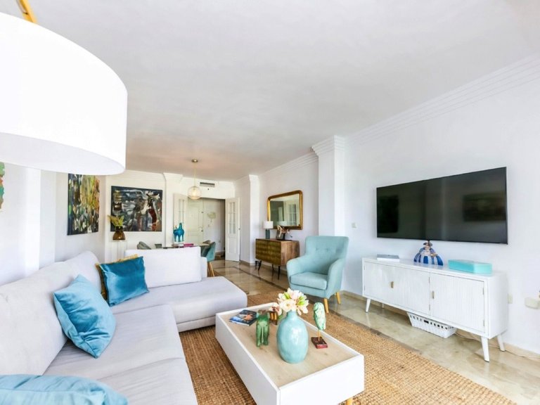 Apartment for Sale in Las Brisas, Malaga 20