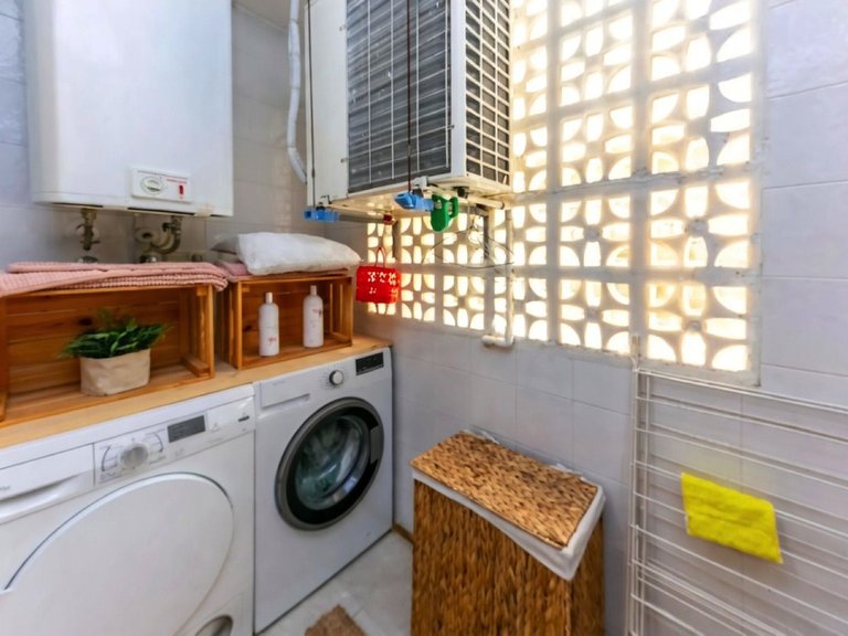 Apartment for Sale in Las Brisas, Malaga 27