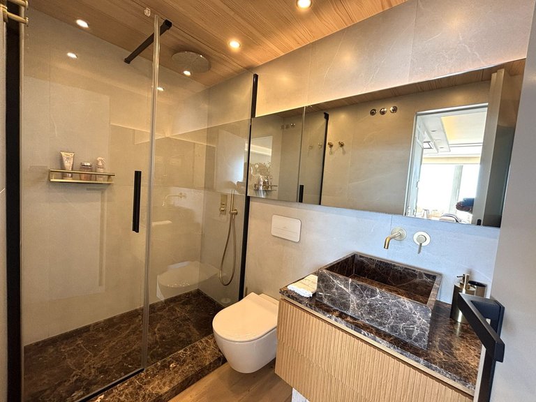 Apartment for Sale in Benalmadena, Malaga 8