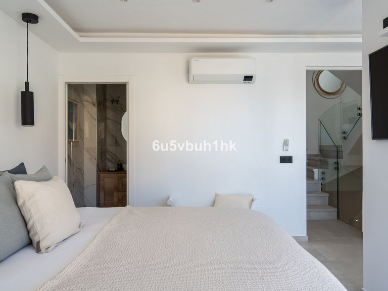 Villa for Sale in Casares, Malaga 27