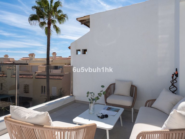 Villa for Sale in Casares, Malaga 36