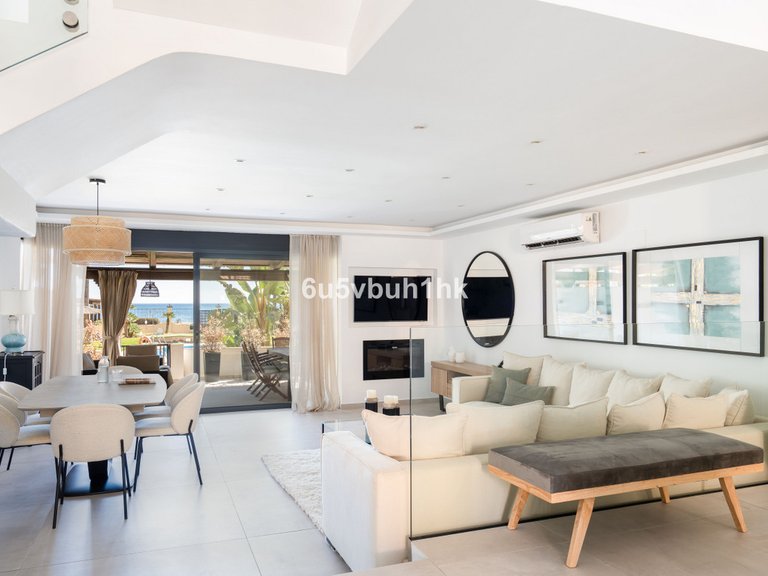 Villa for Sale in Casares, Malaga 4