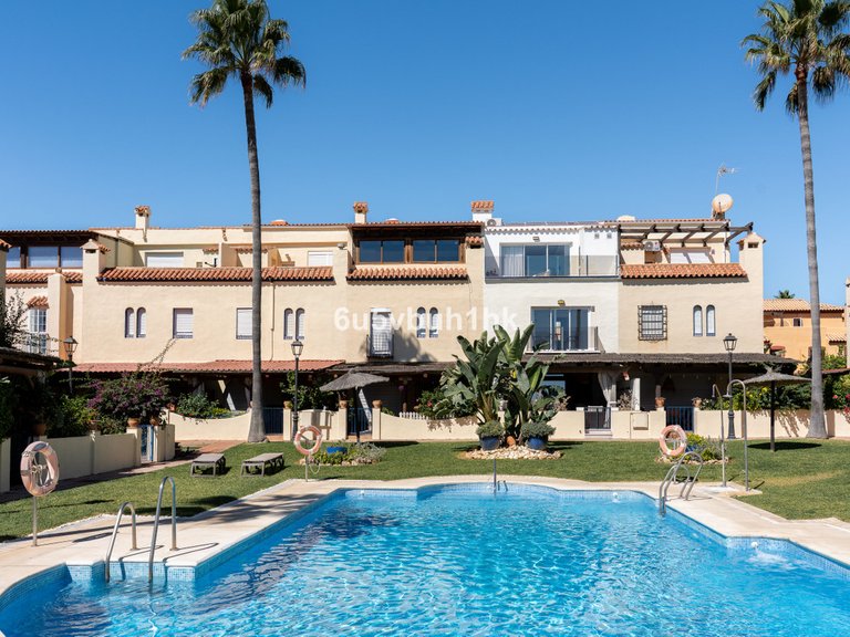 Villa for Sale in Casares, Malaga 41