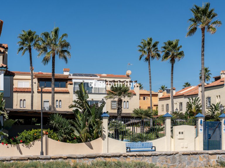 Villa for Sale in Casares, Malaga 43