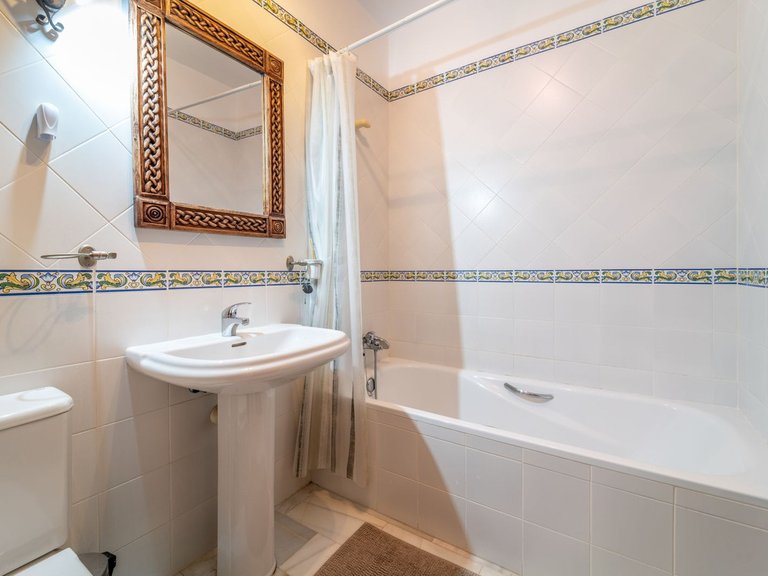 Town House for Sale in Marbella, Malaga 23