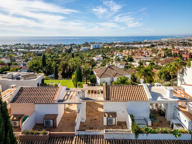Villa for Sale in Marbella, Malaga 31
