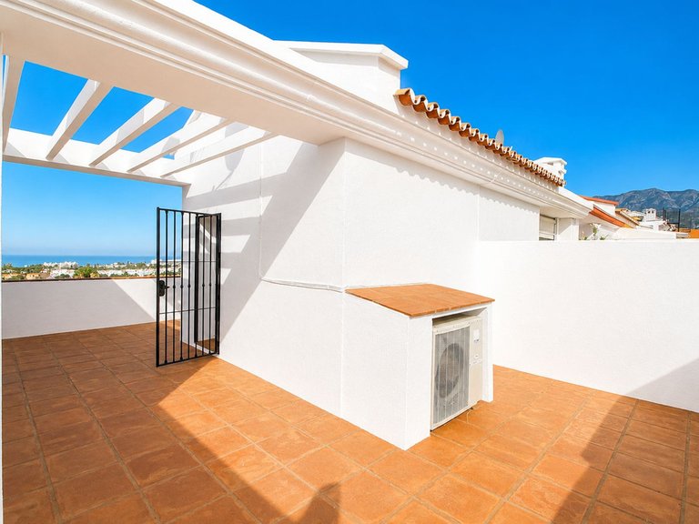 Town House for Sale in Marbella, Malaga 38