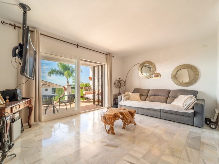 Villa for Sale in Marbella, Malaga 4