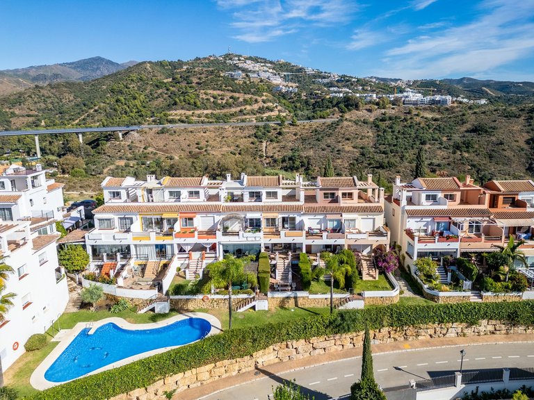 Villa for Sale in Marbella, Malaga 59