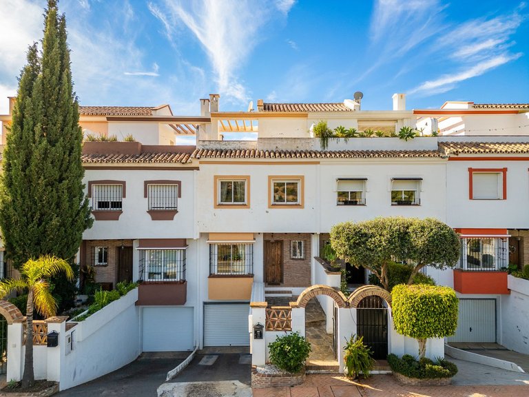 Villa for Sale in Marbella, Malaga 7