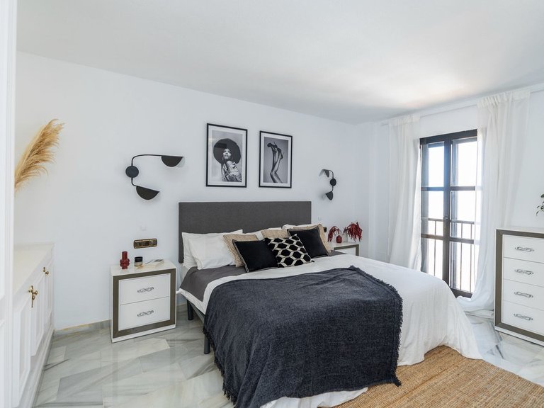 Apartment for Sale in Puerto Banús, Malaga 10
