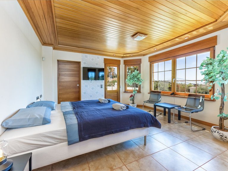 Villa for Sale in Benalmadena Costa, Malaga 30