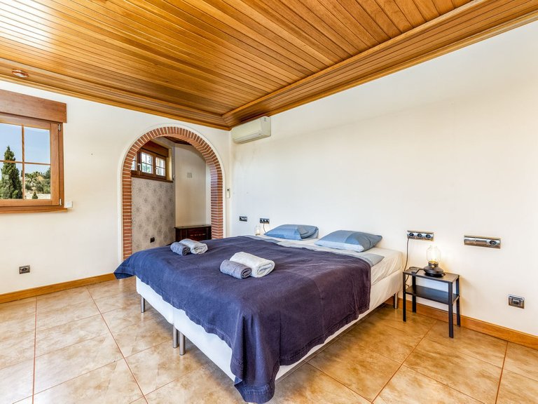 Villa for Sale in Benalmadena Costa, Malaga 31