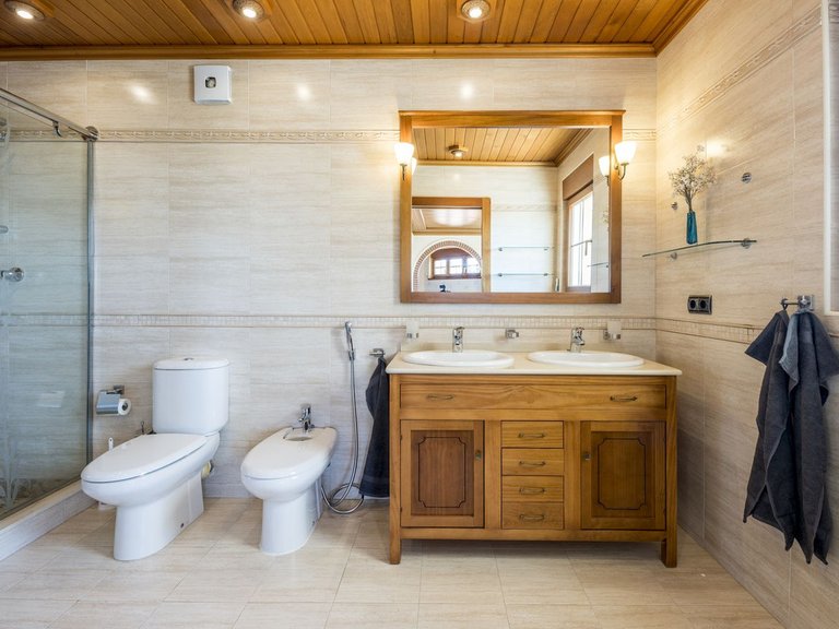 Villa for Sale in Benalmadena Costa, Malaga 33