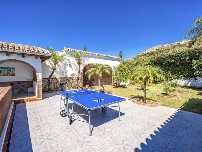 Villa for Sale in Benalmadena Costa, Malaga 5