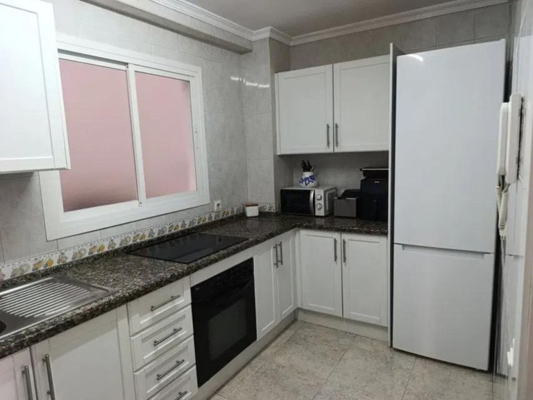 Apartment for Sale in Marbella, Malaga 32
