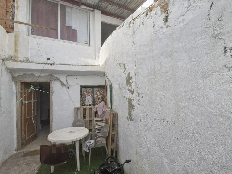 Villa for Sale in Los Pacos, Malaga 2