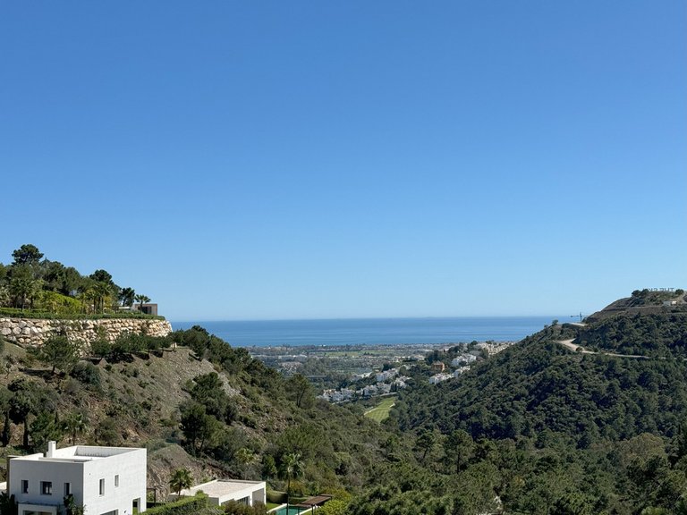 Villa for Sale in Costa del Sol El Madroñal, Malaga 45