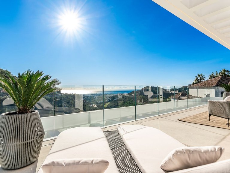 Villa for Sale in Costa del Sol El Madroñal, Malaga 46