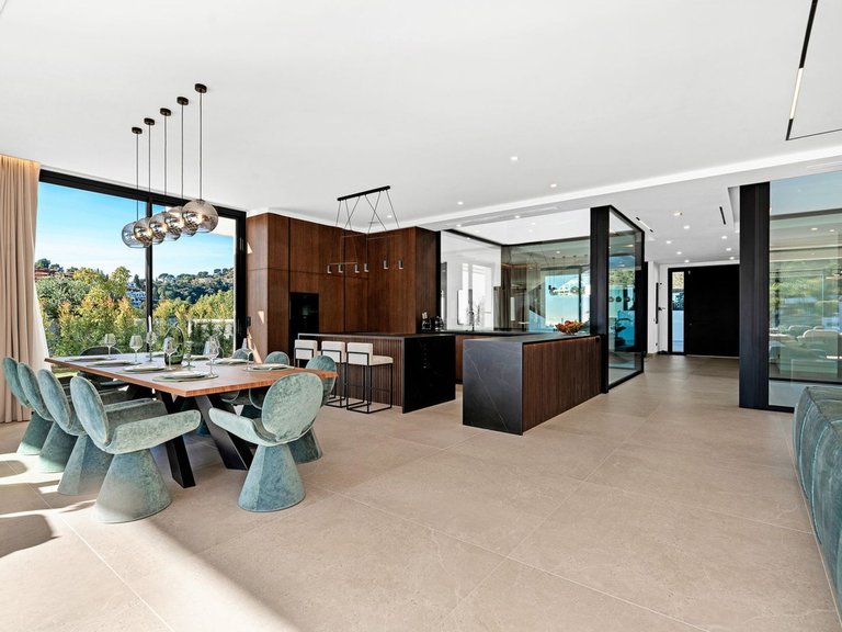 Villa for Sale in Costa del Sol El Madroñal, Malaga 9