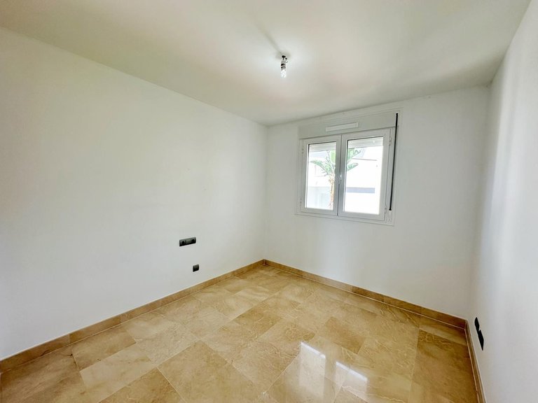 Apartment for Sale in Los Arqueros, Malaga 4