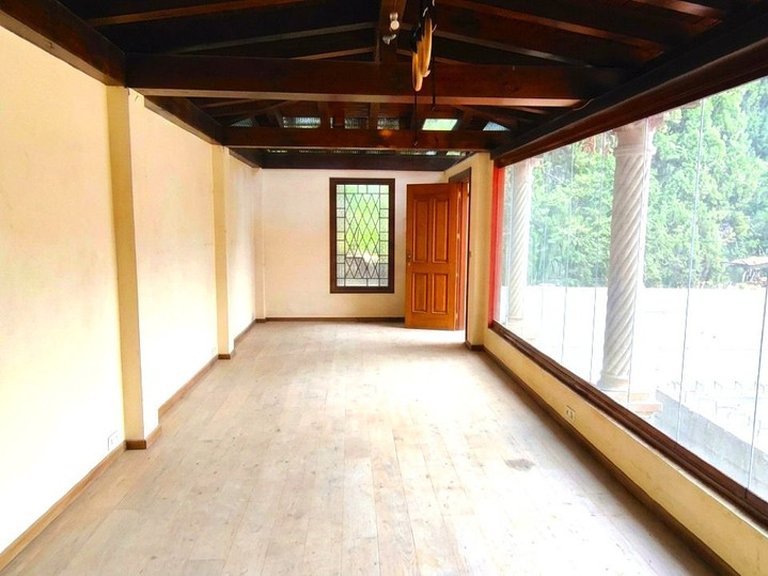 Villa for Sale in Río Real, Malaga 10